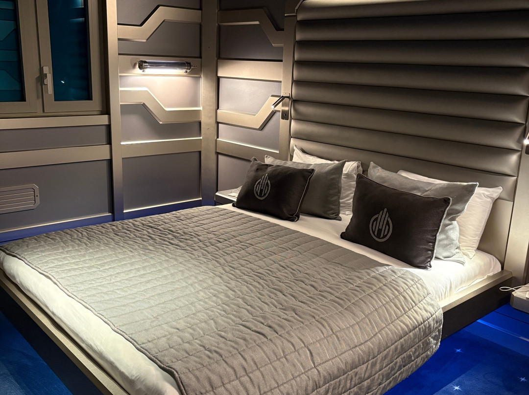 Hôtel Station Cosmos Futuroscope主图