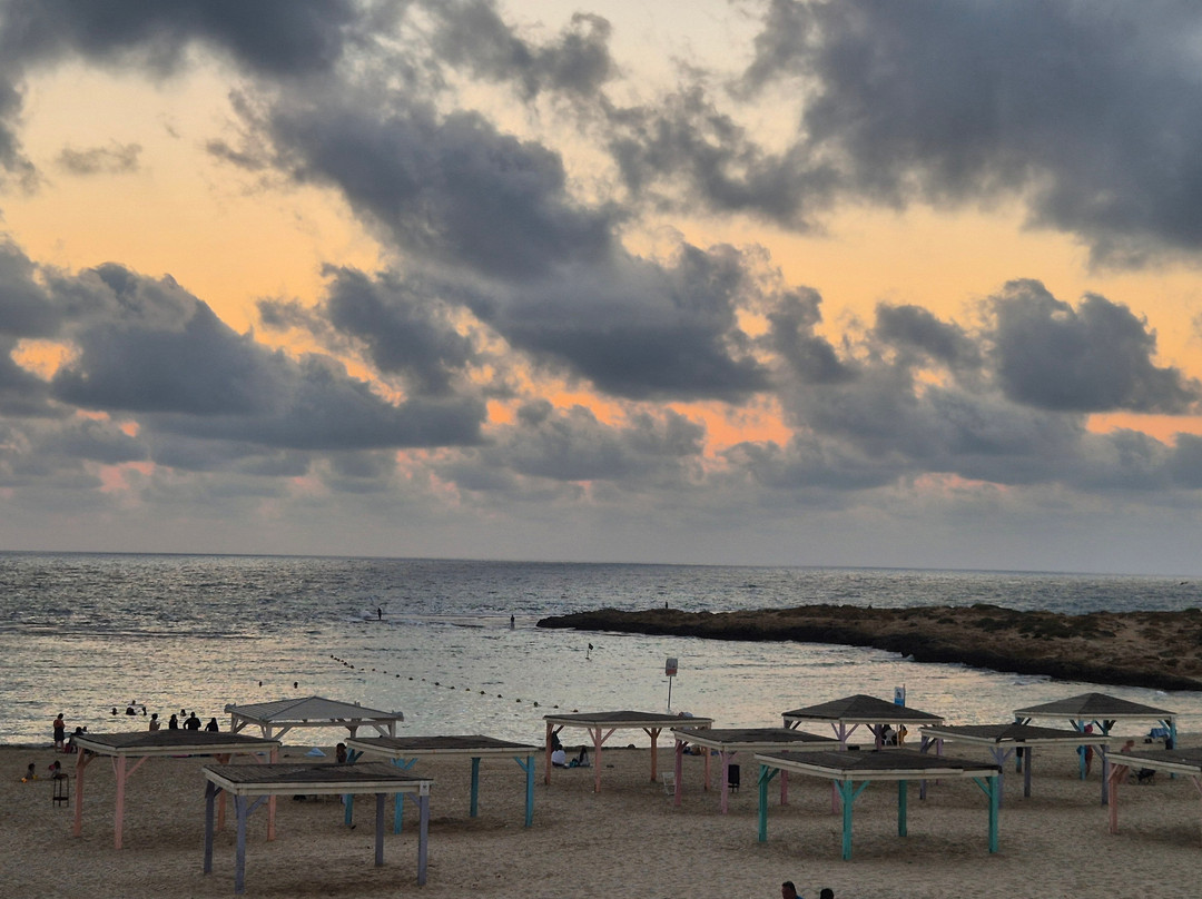 Nahsholim Beach Hotel主图