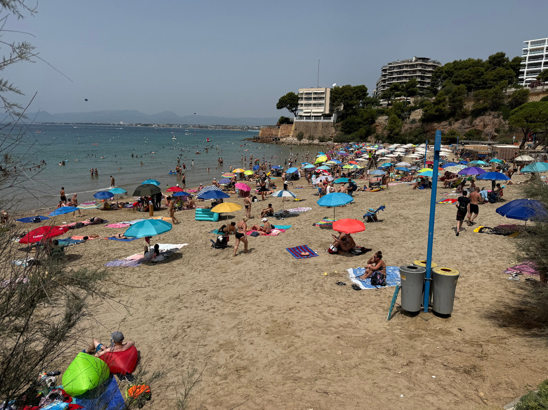 Platja dels Capellans-萨洛必去景点
