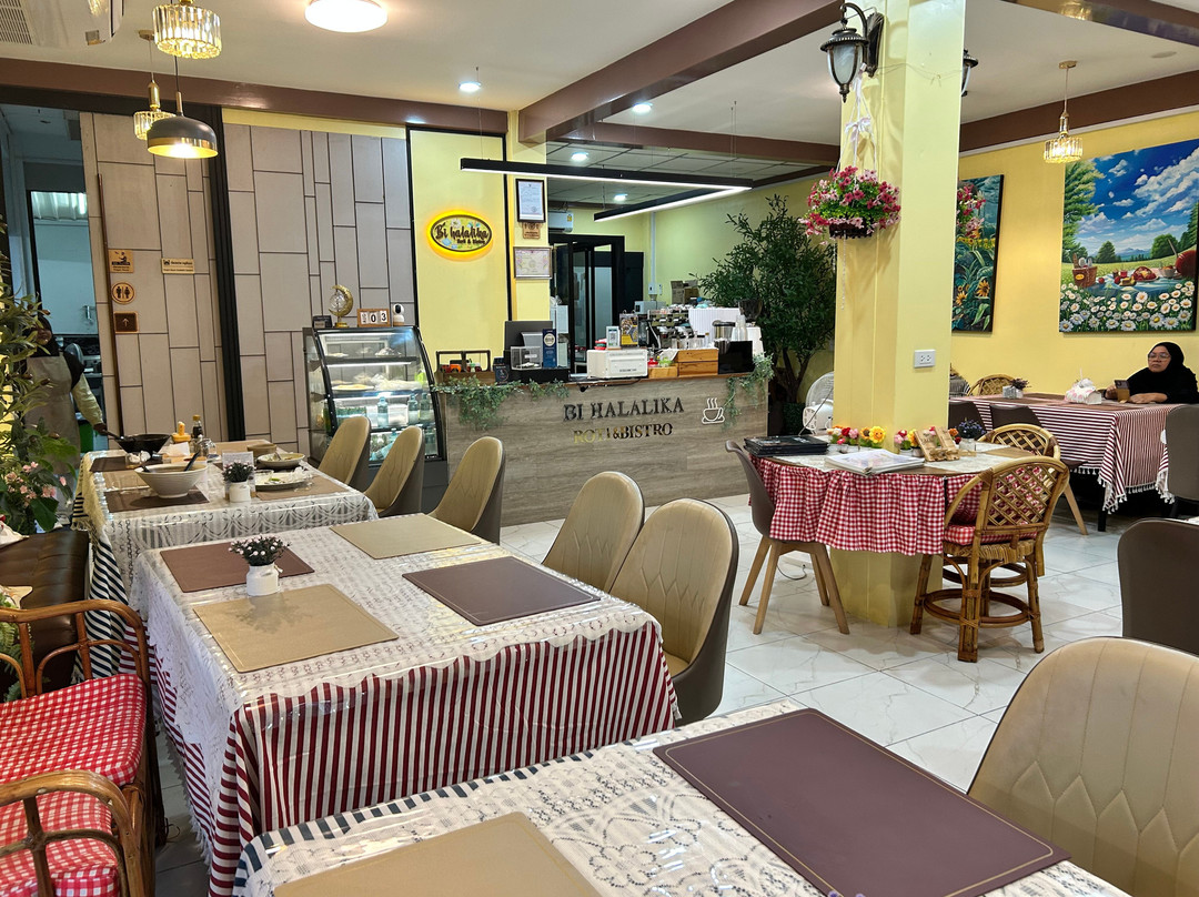 Bi'halalika​ Roti​ & Bistro​