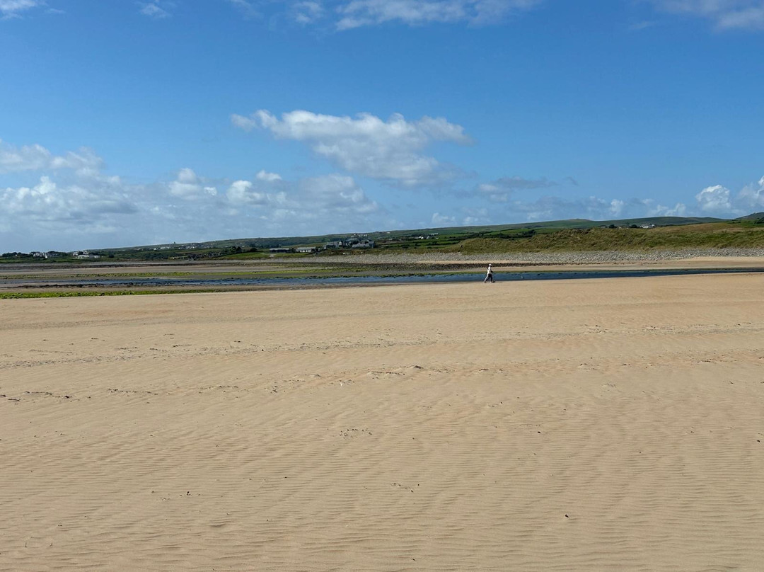 Lahinch Beach-Lahinch必去景点
