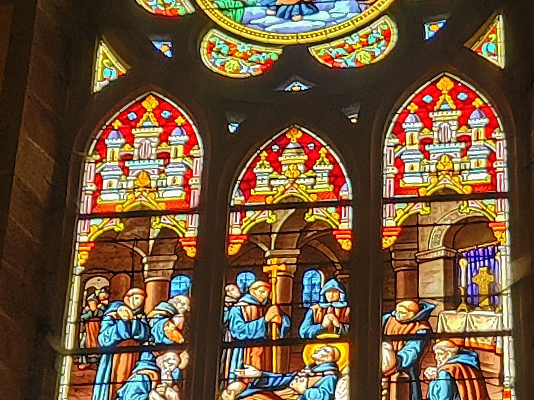 Eglise Saint Georges-Saint-Georges-de-Montaigu必去景点