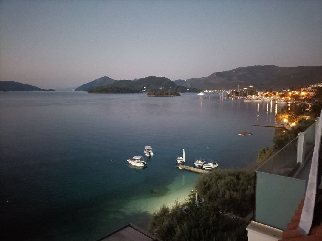 洛根的海滩公寓式酒店主图