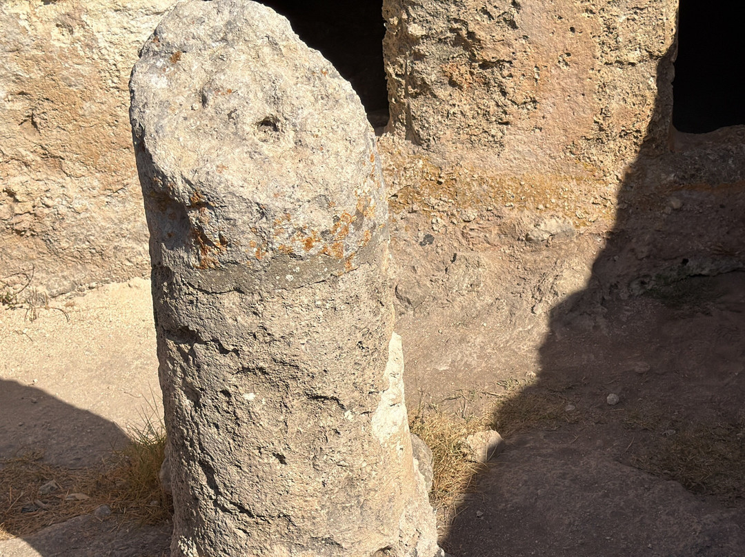 Necropoli Su Crocifissu Mannu-萨萨里省必去景点