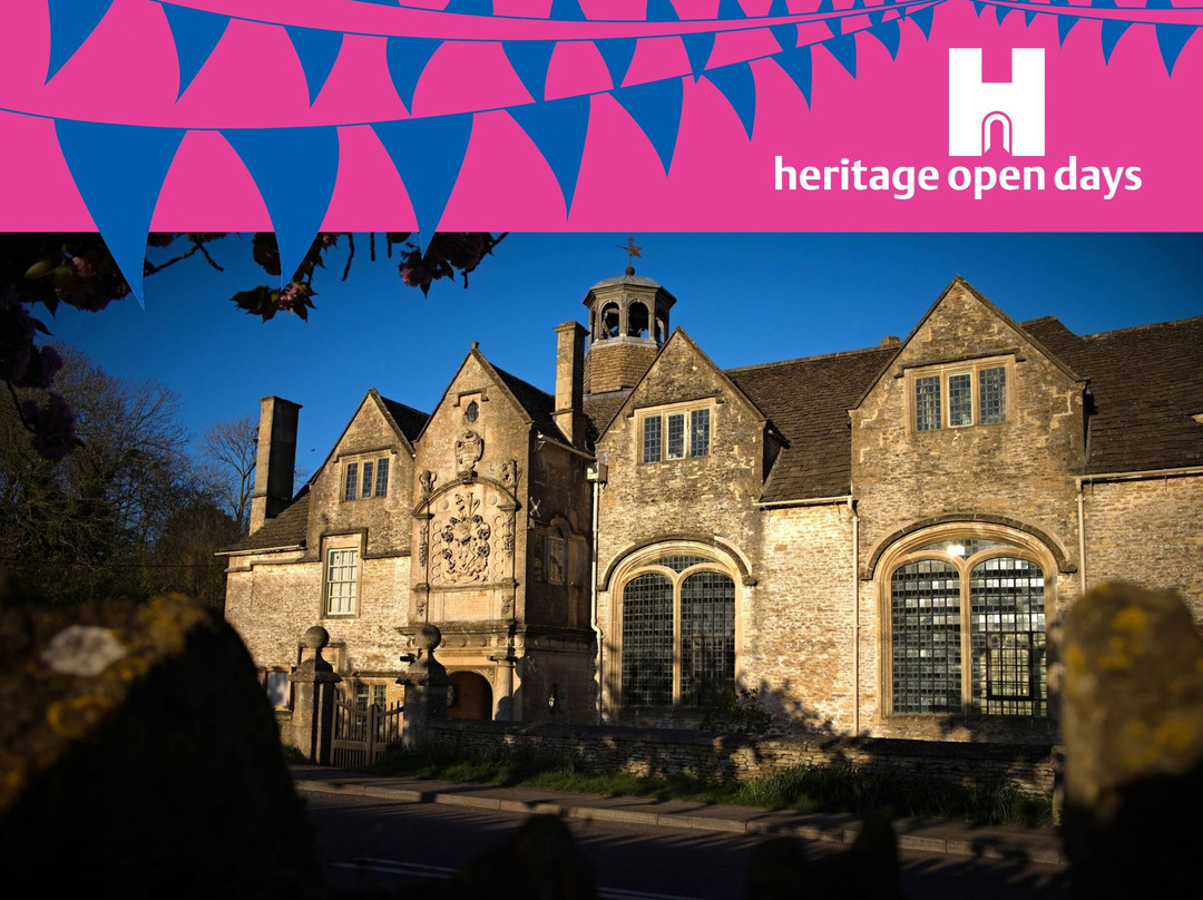 Corsham Almshouses and Schoolroom-科斯罕必去景点