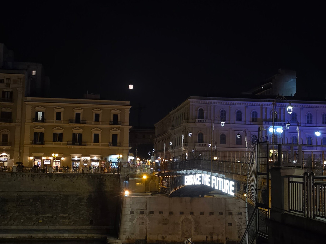 Castello Aragonese-塔兰托必去景点