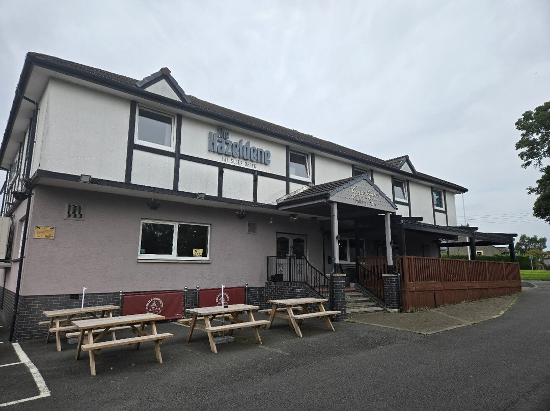 The Hazeldene Hotel主图