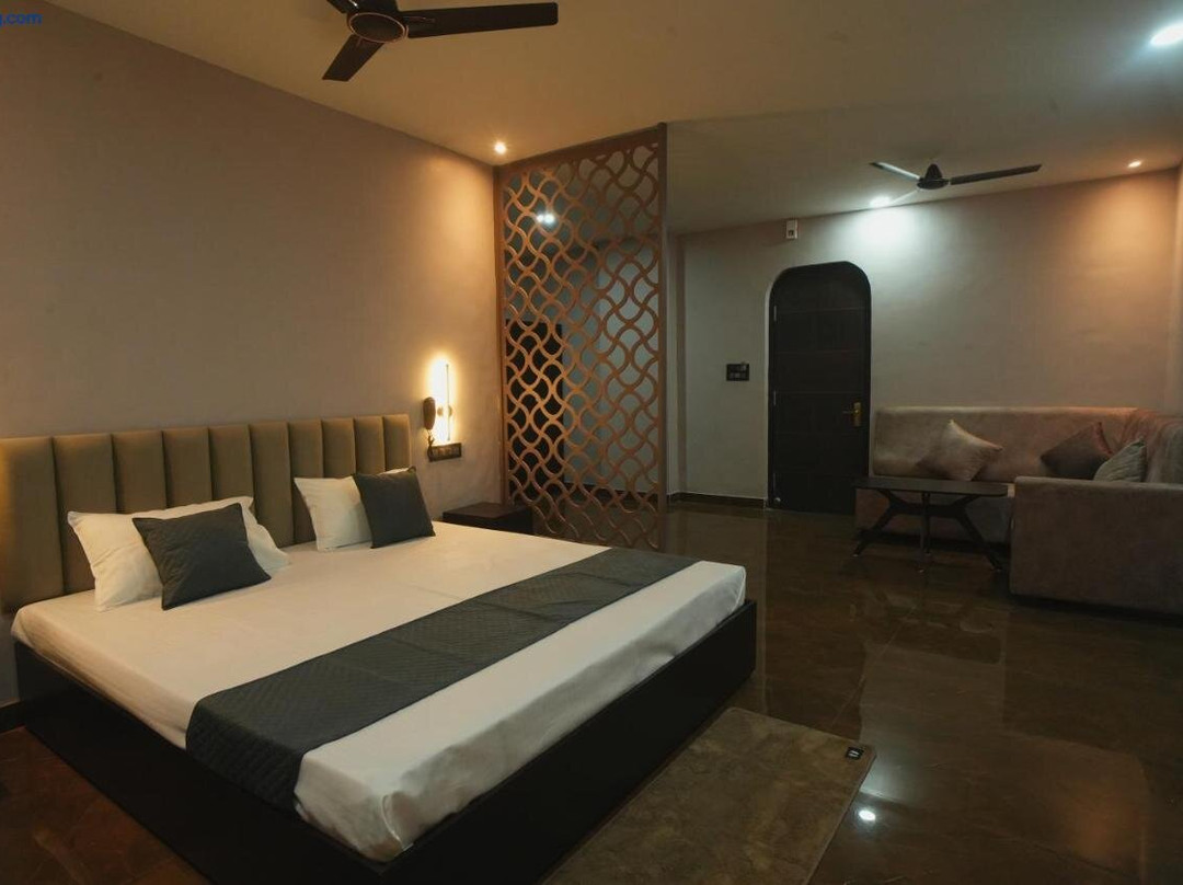 Kasa Courtyard Hotel