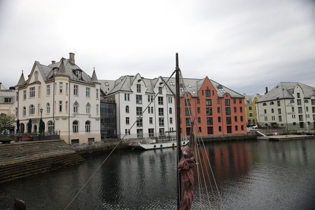 Brosundet i Ålesund-奥勒松必去景点
