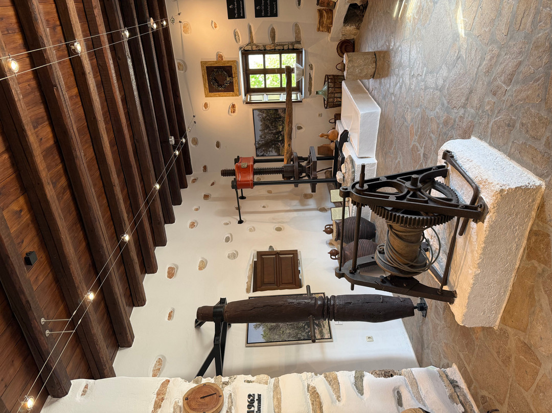 Eggares Olive Press Museum-Eggares必去景点