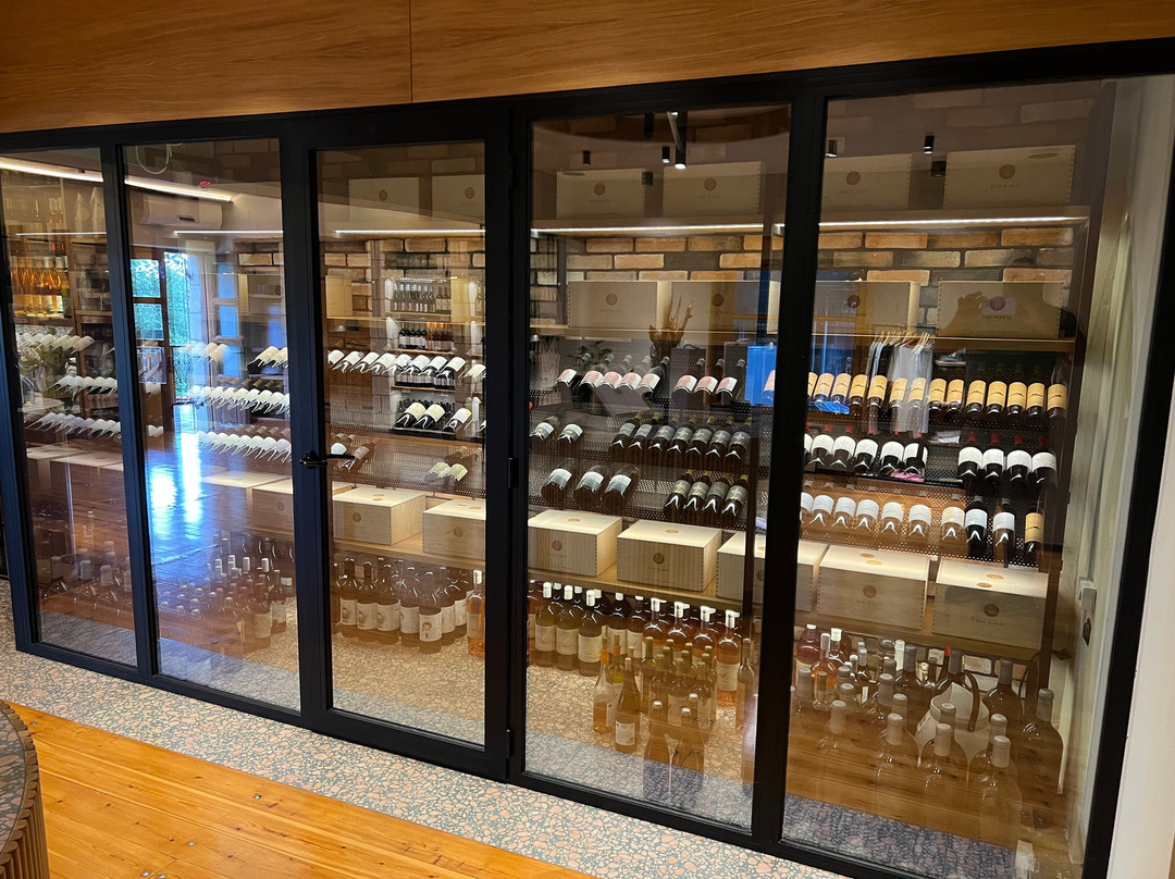 Winery Dourakis-Alikampos必去景点