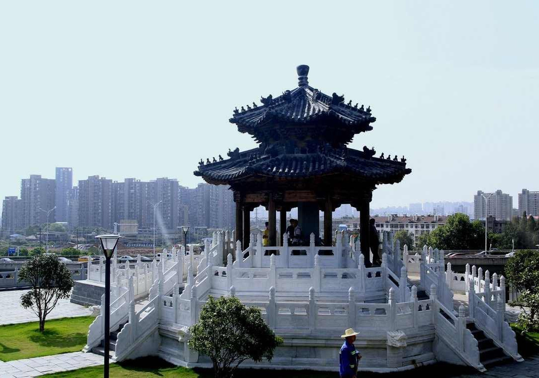 楚望台遗址公园