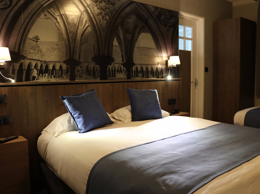 Hotel Saint-Michel