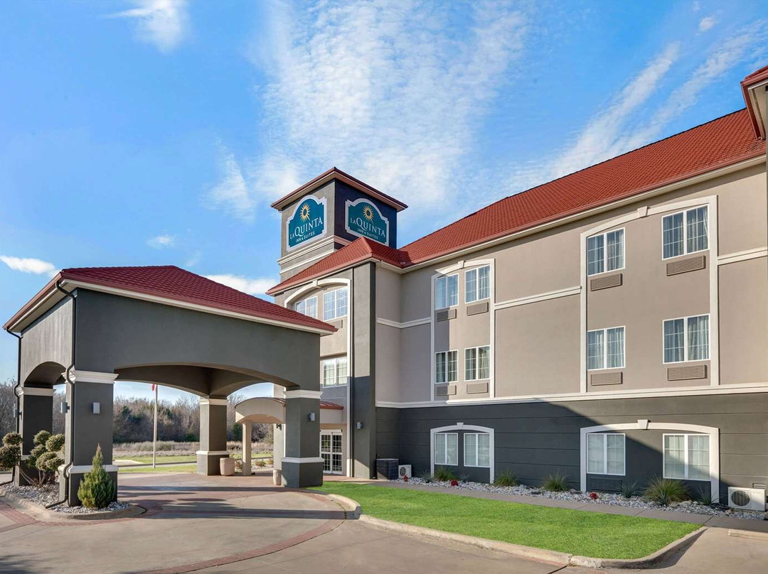 La Quinta Inn & Suites by Wyndham Sulphur Springs主图