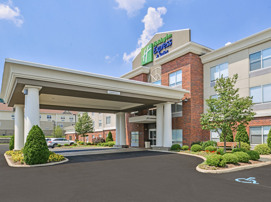 Mineral Wells酒店住宿-Holiday Inn Express & Suites Parkersburg - Mineral Wells By IHG