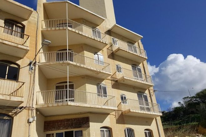 Marsalforn酒店住宿-1 Kaccatur Flats