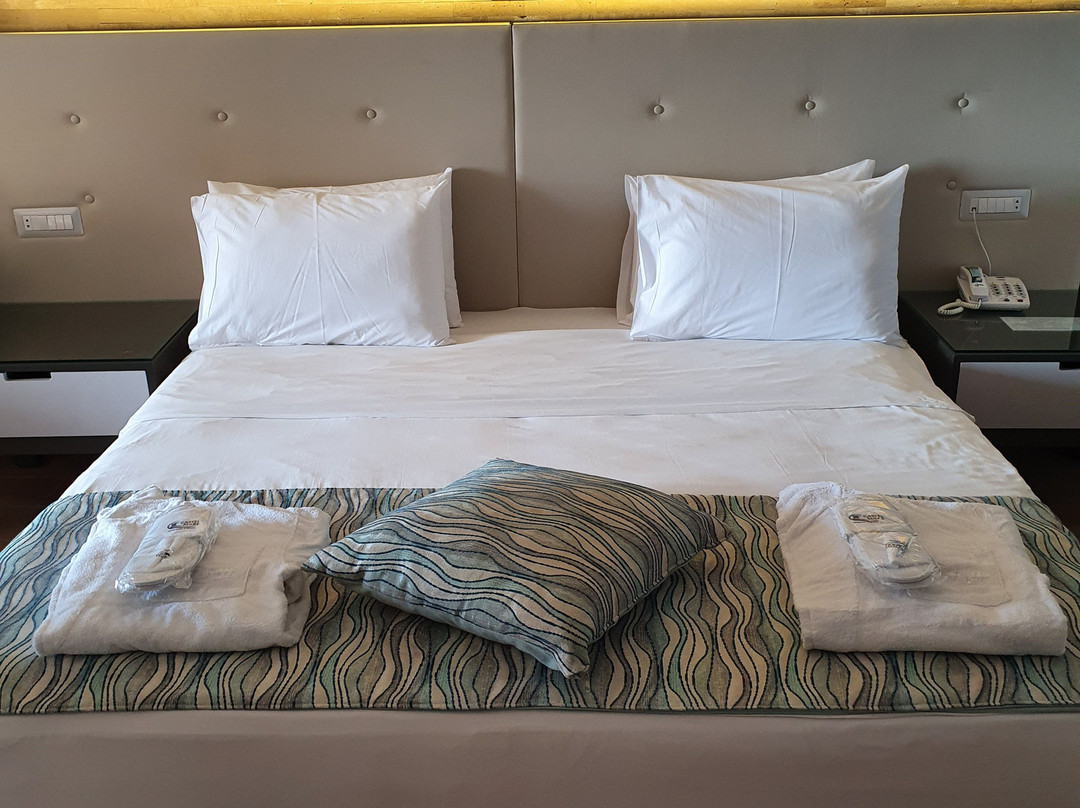 Castel Mare Beach Hotel & Resort主图