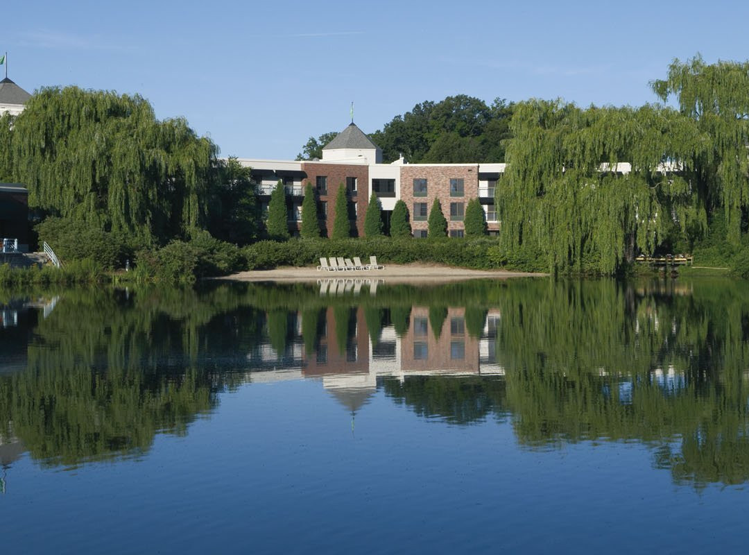 Inn On Woodlake主图