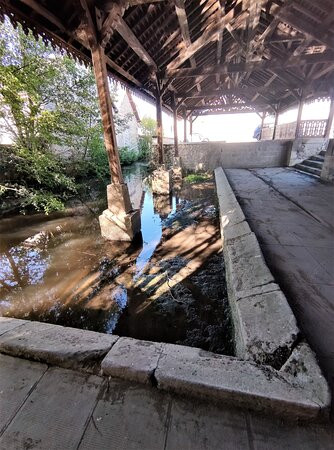 Lavoir De 1875 ; Boisserie Ajourée景点图片