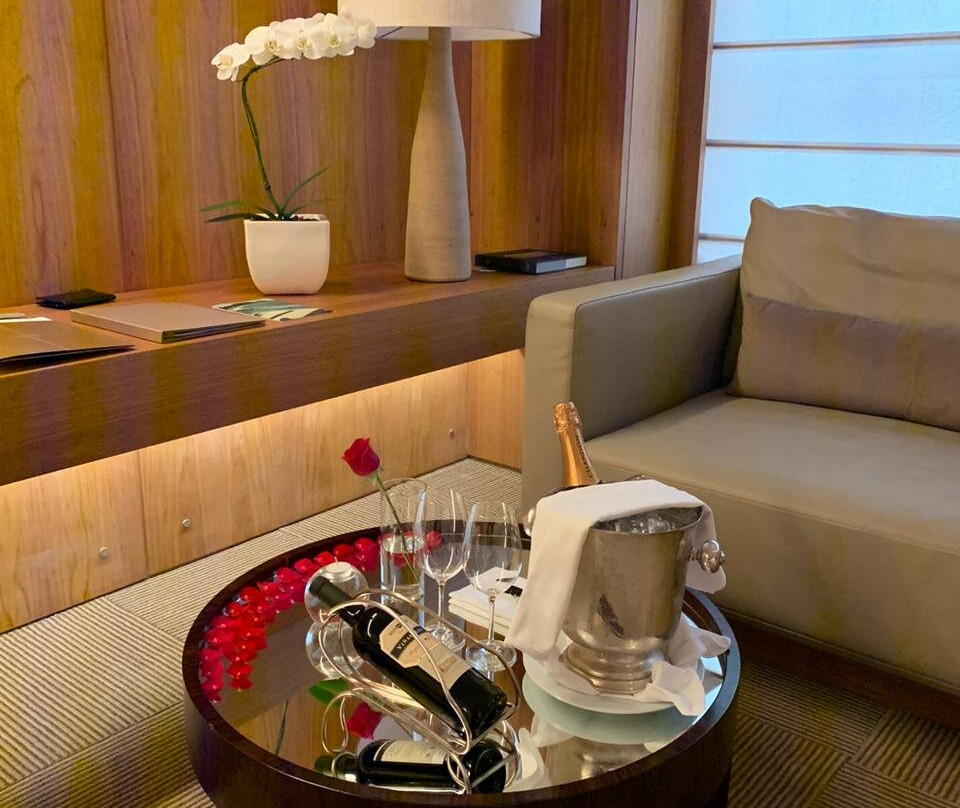 埃米利亚诺酒店主图