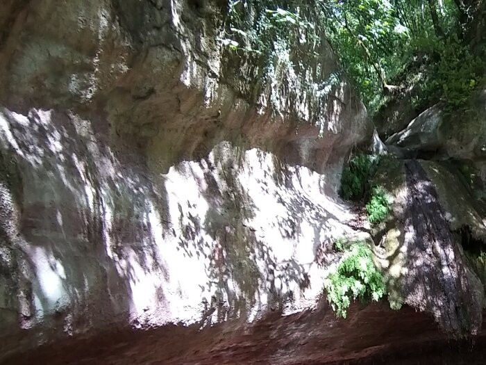 Cascade de Gourbachin-Bagnols-en-Foret必去景点