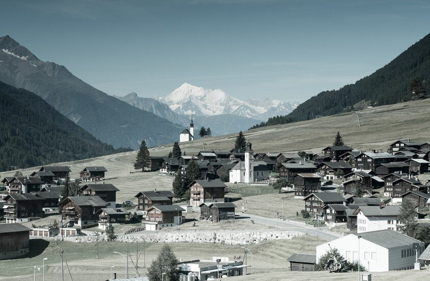 Kirche Gluringen