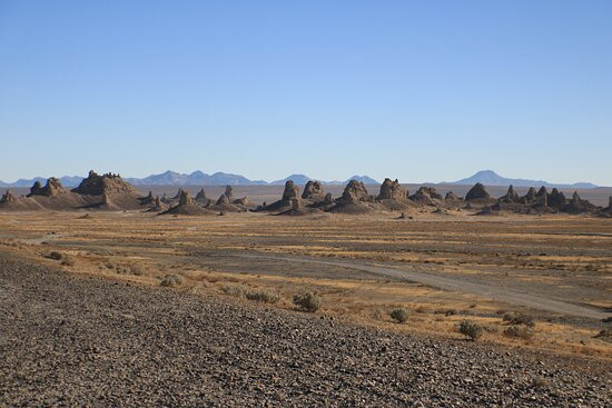 Trona Pinnacles-Trona必去景点