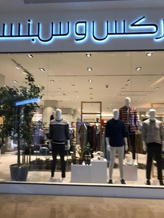 Marks and Spencer-Al Zahra必去景点