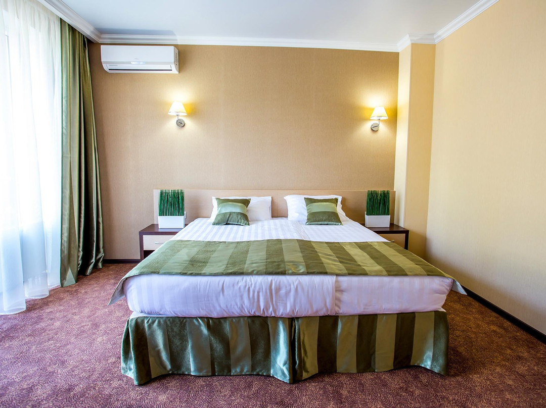 Divnomorskoye酒店住宿-Park House Hotel