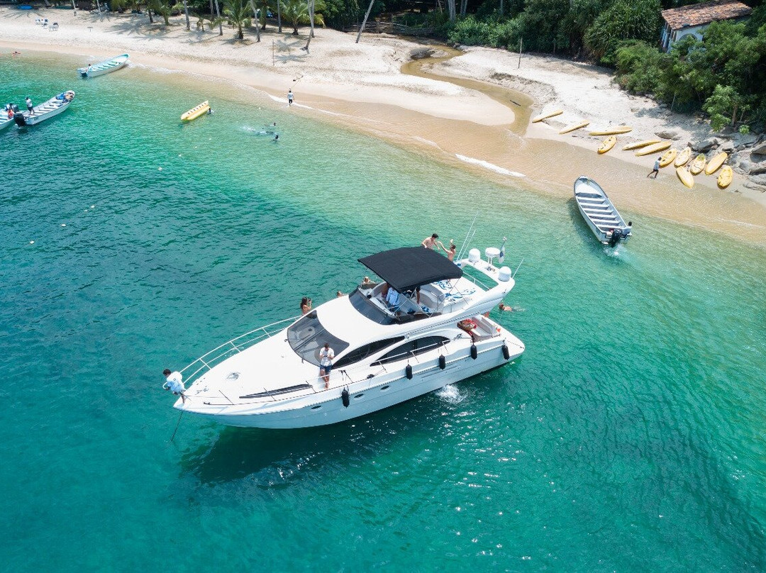 Punta Mita Yacht Charters景点图片