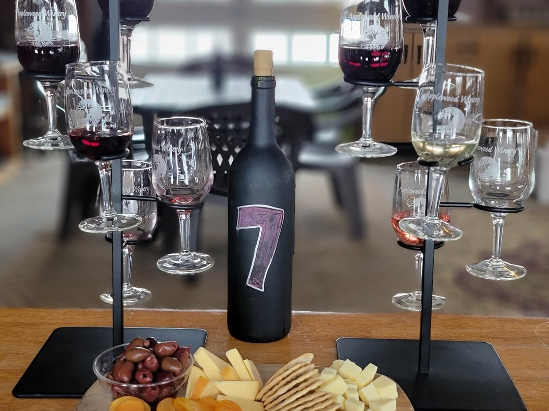 Applewood Winery景点图片