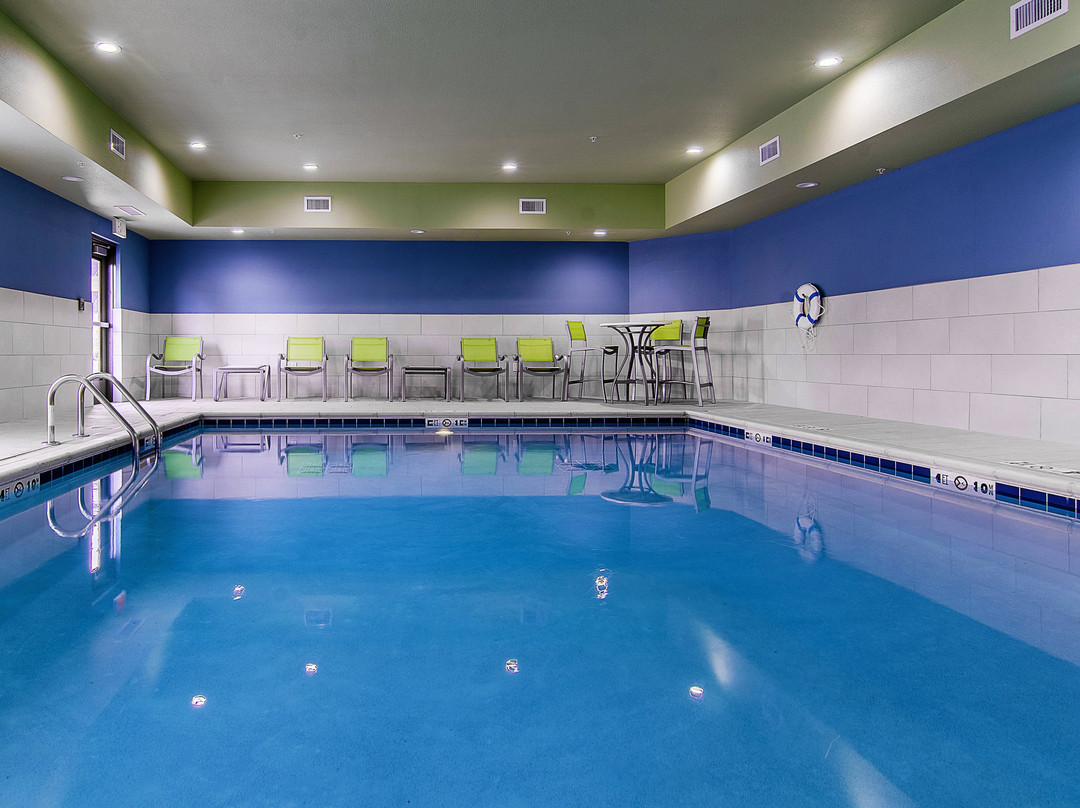 Holiday Inn Express & Suites Atchison By IHG主图