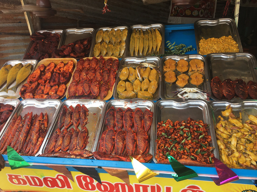 Sri Gnana Vedha Beach Residency主图