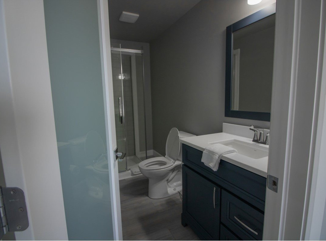 Starboard Inn & Portside Lounge主图