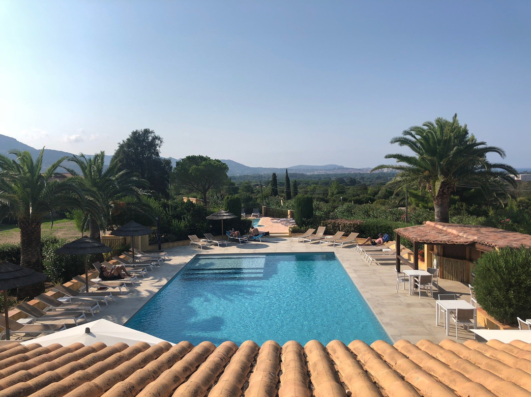 西萨里奥酒店主图