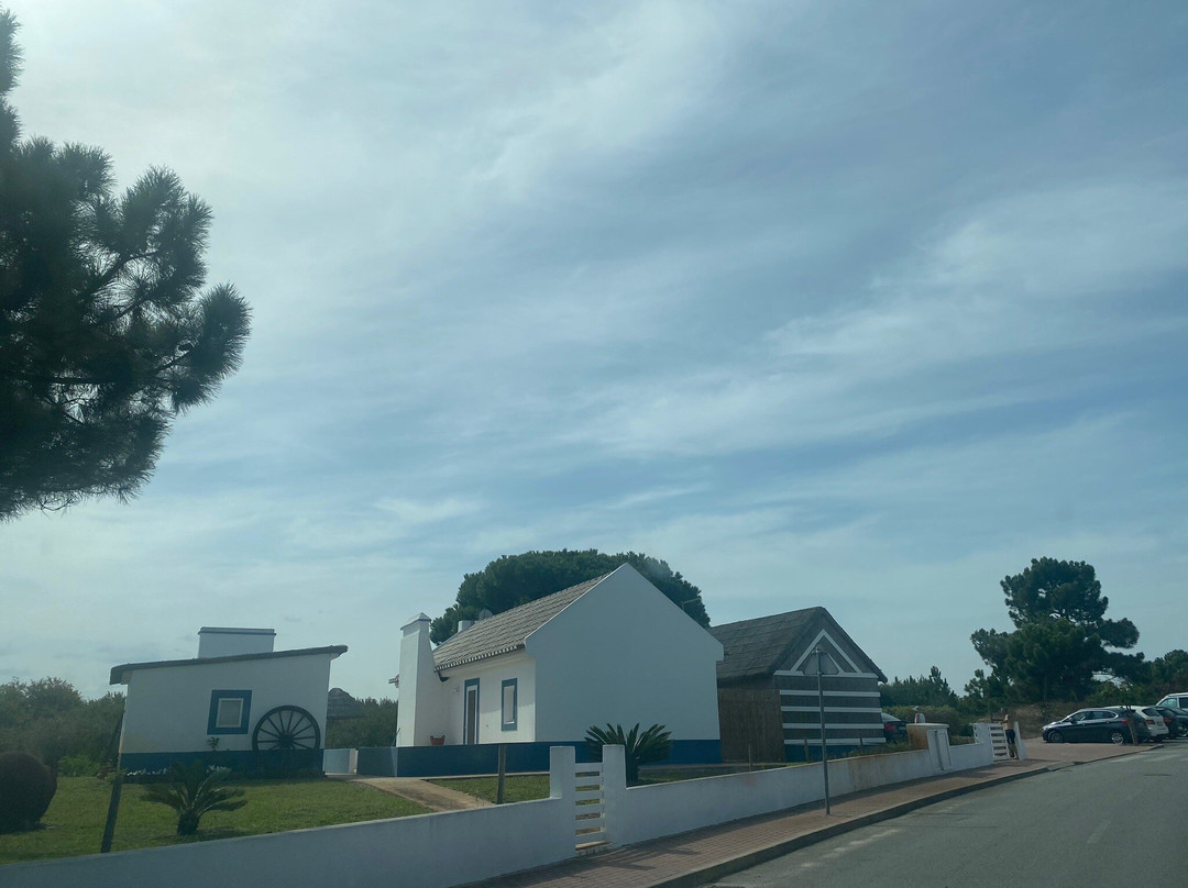 Praia do Carvalhal-Carvalhal必去景点