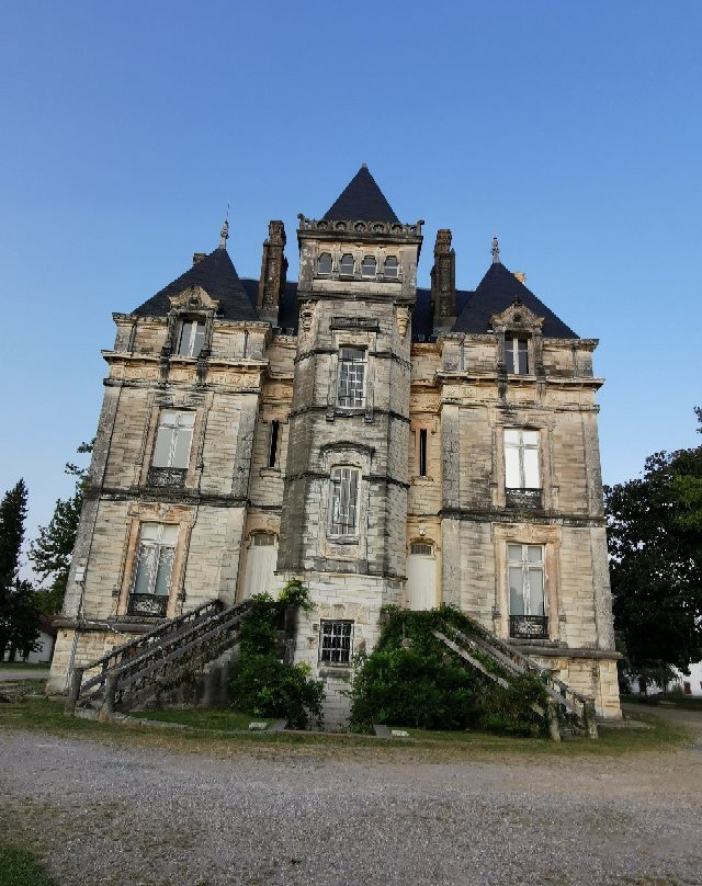 Château Lota.-Ustaritz必去景点