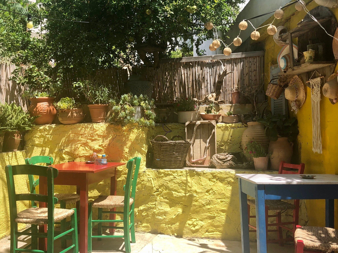 Mirsini旅游攻略图片