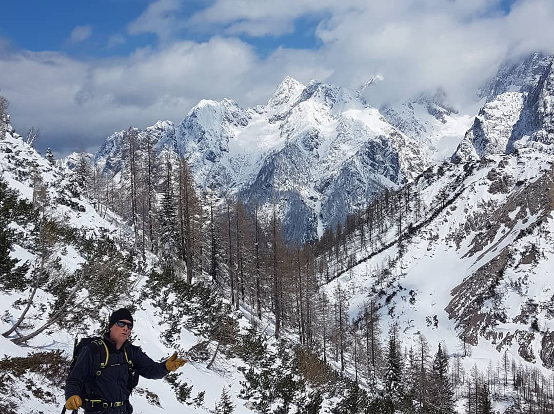 Explore-Share Triglav Climbing Tours-布莱德必去景点