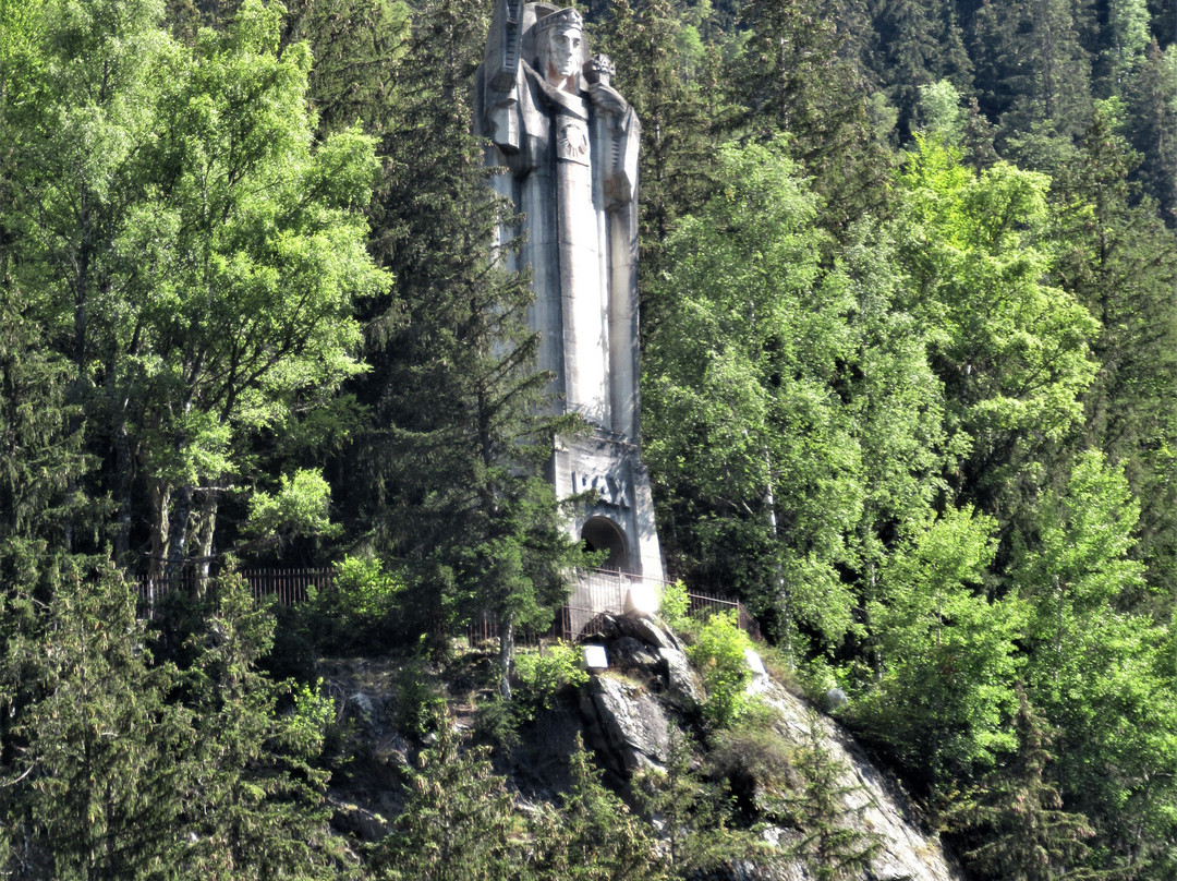 Statue du Christ-Roi