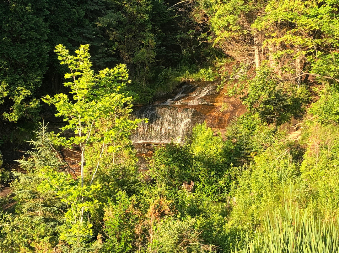 Alger Falls-缪尼辛必去景点