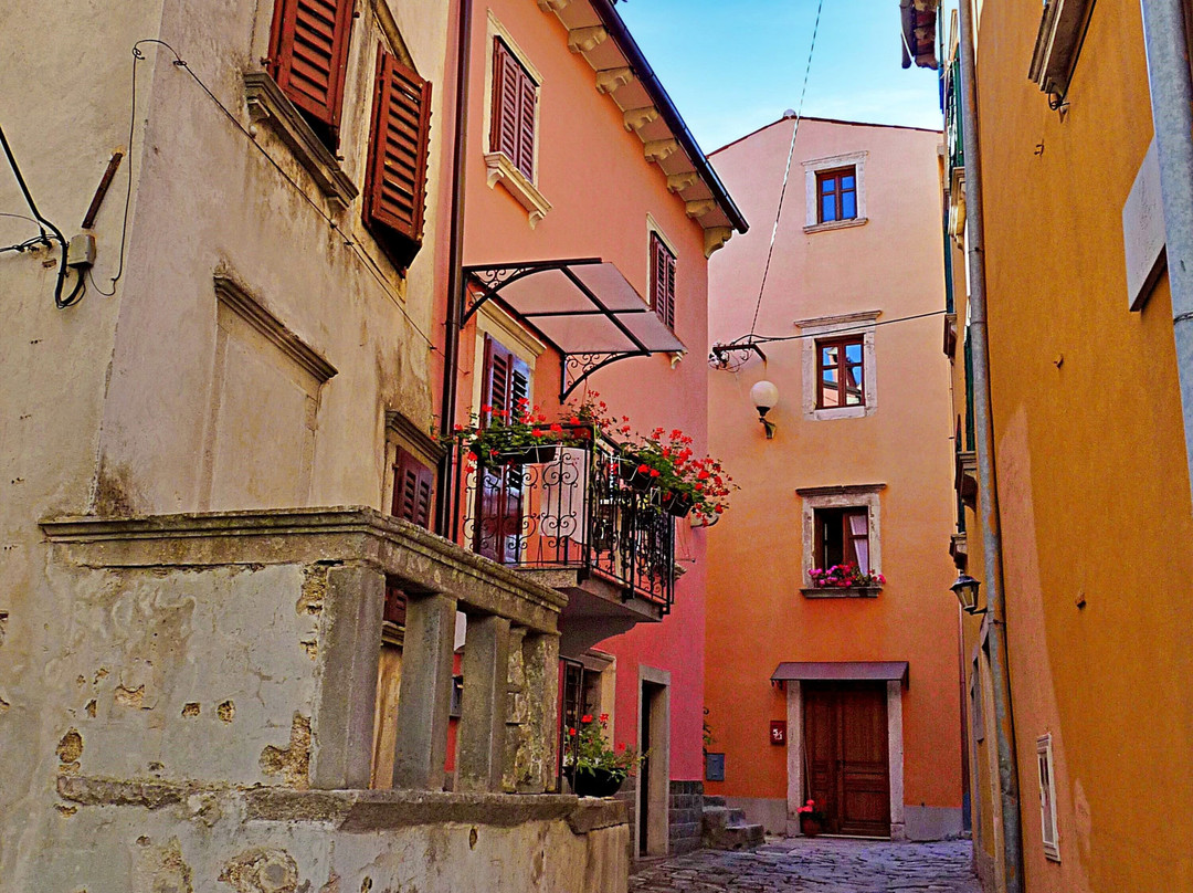 Vielle ville de Labin景点图片