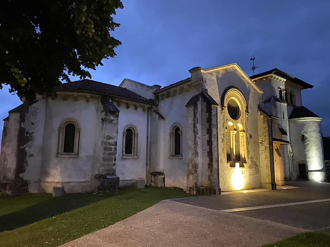 Eglise romane de san Server景点图片