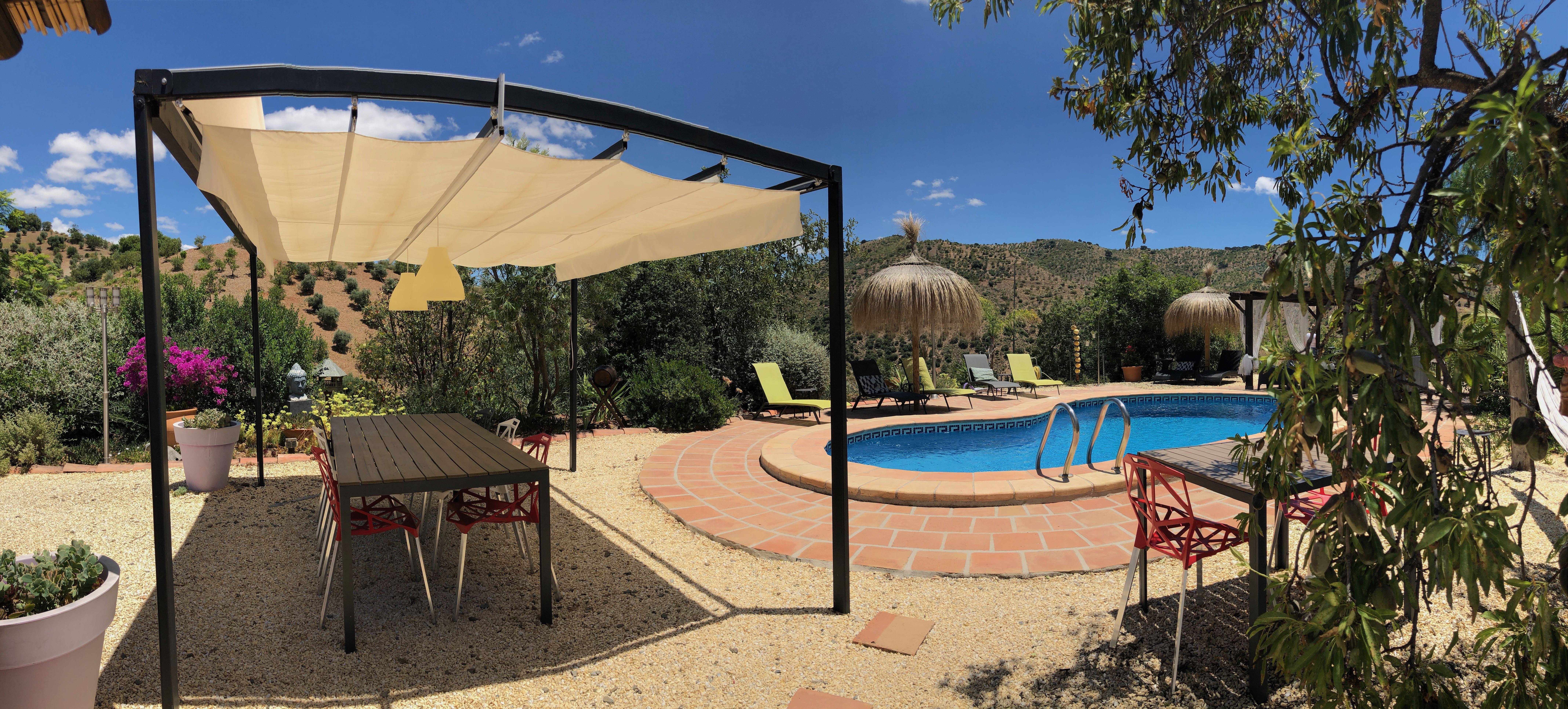 B&B Sol y Monte-泳池