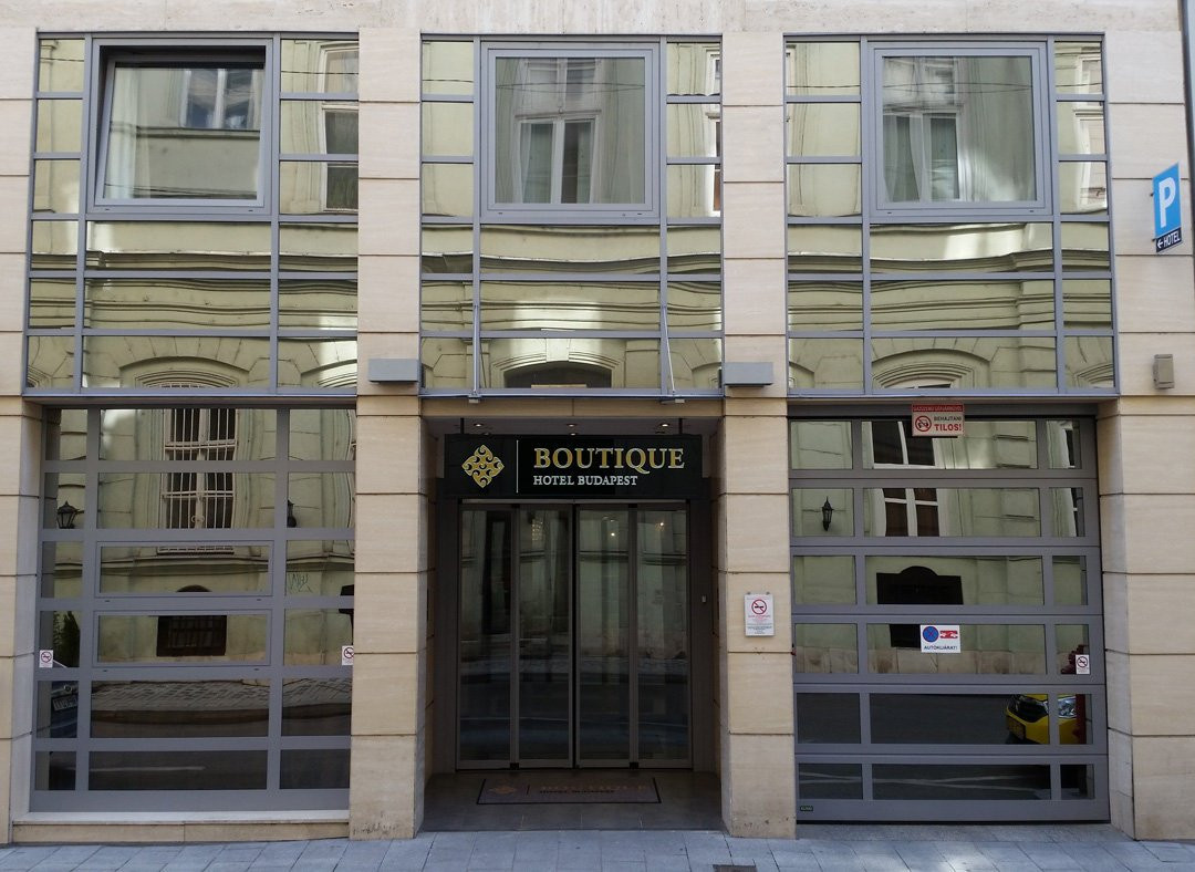 布达佩斯栖悦酒店主图