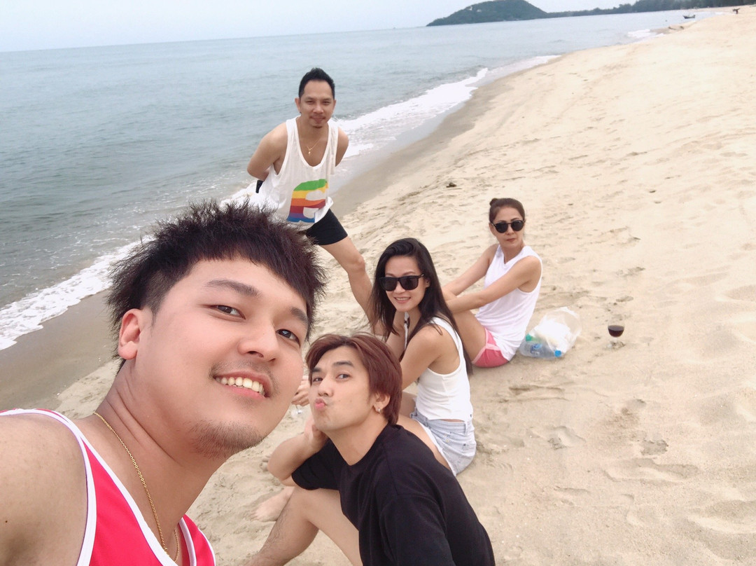 Ban Good Beachfront Resort