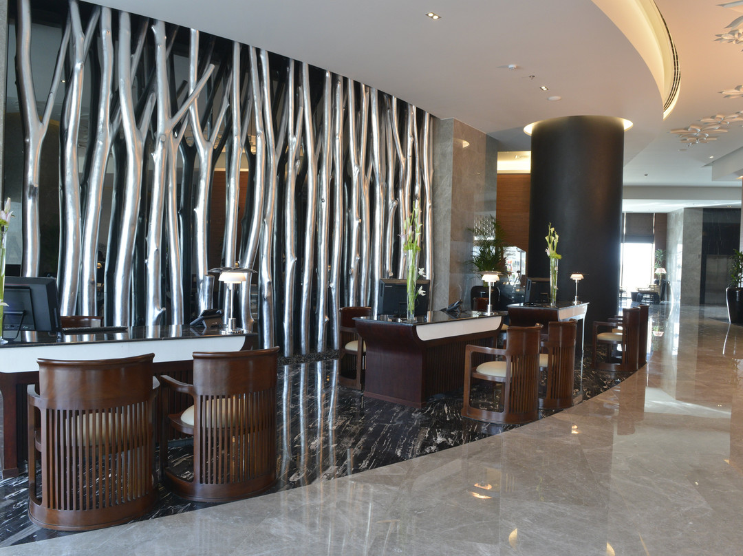 Ramee Grand Hotel and Spa主图