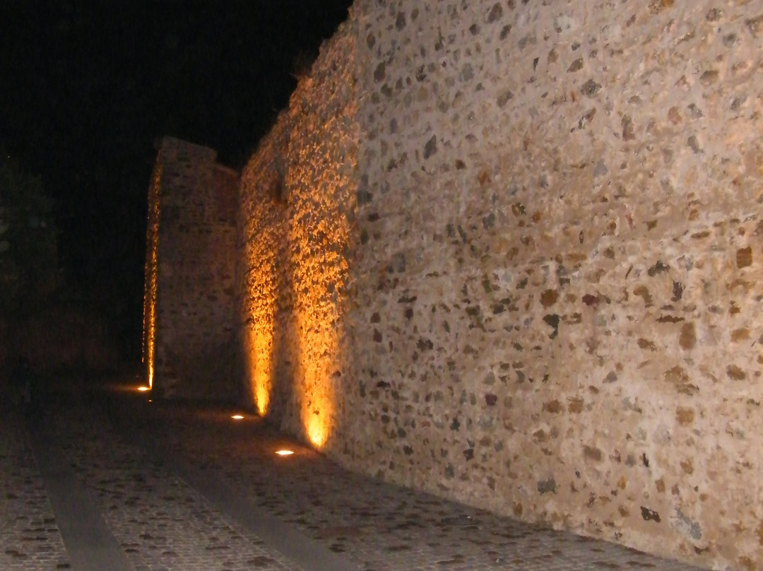 Castello Salvaterra e Mura Pisane-Iglesias必去景点