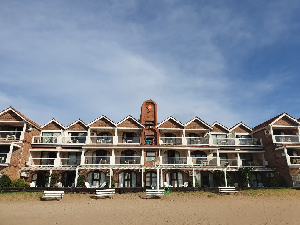 Carilo Soleil By Hs主图