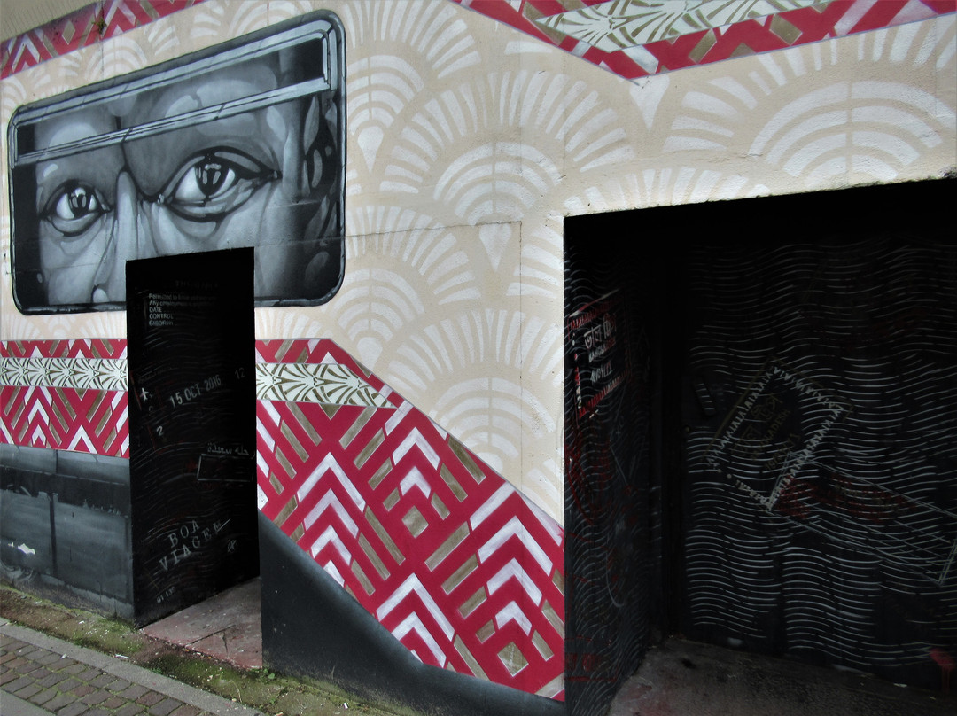 Fresque "Le Tram"-La Courneuve必去景点